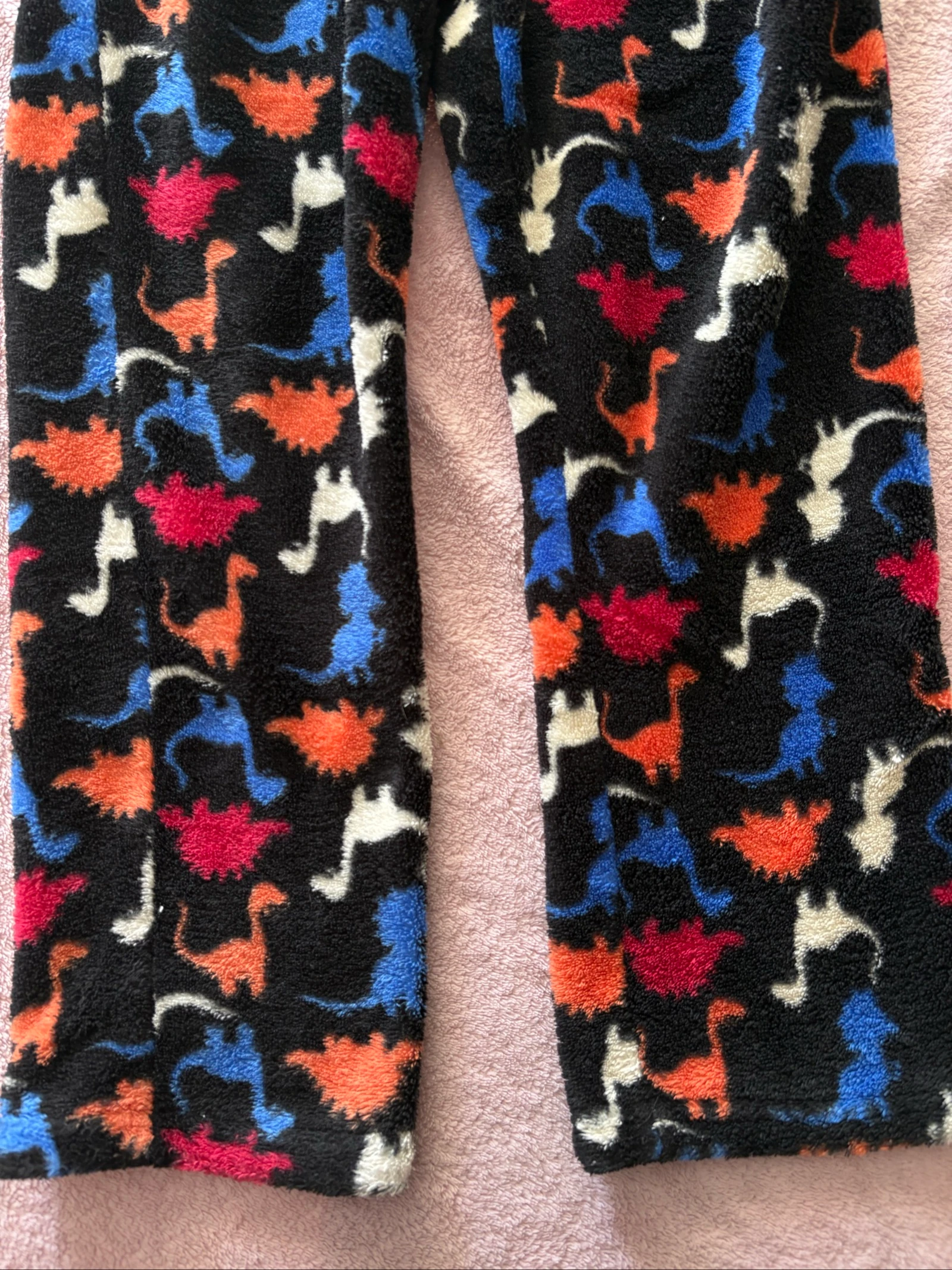 Jongens fleece pyjamabroek 6 jaar zwart dinosaurus Tissaia – photo 2